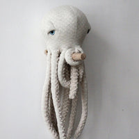 THE OCTOPUS - ALBINO