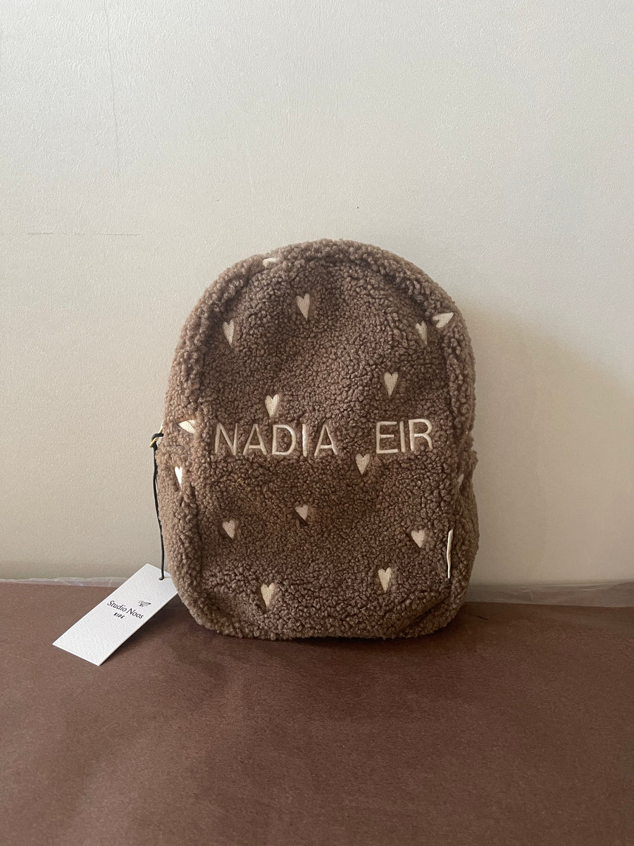 BAKPOKI - BROWN MEÐ HJÖRTUM